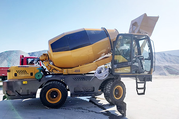 4.0-cum-self-loading-concrete-mixer-in-kenya